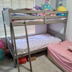 Ashley Bunk bed 
