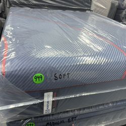 QUEEN SIZE SEALY POSTUREPEDIC ELITE HYBRID “SOFT” MATTRESS & BOX SPRING BED SET