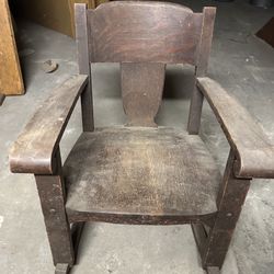 Early 20th Century Mission Style Oak Rocking Chair