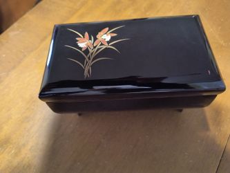 Japanese vintage lacquered music jewelry box and vintage jewelry