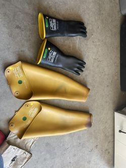 Lineman Rubber Sleeves And Gloves