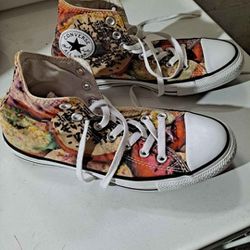 Donut Converse Size 7