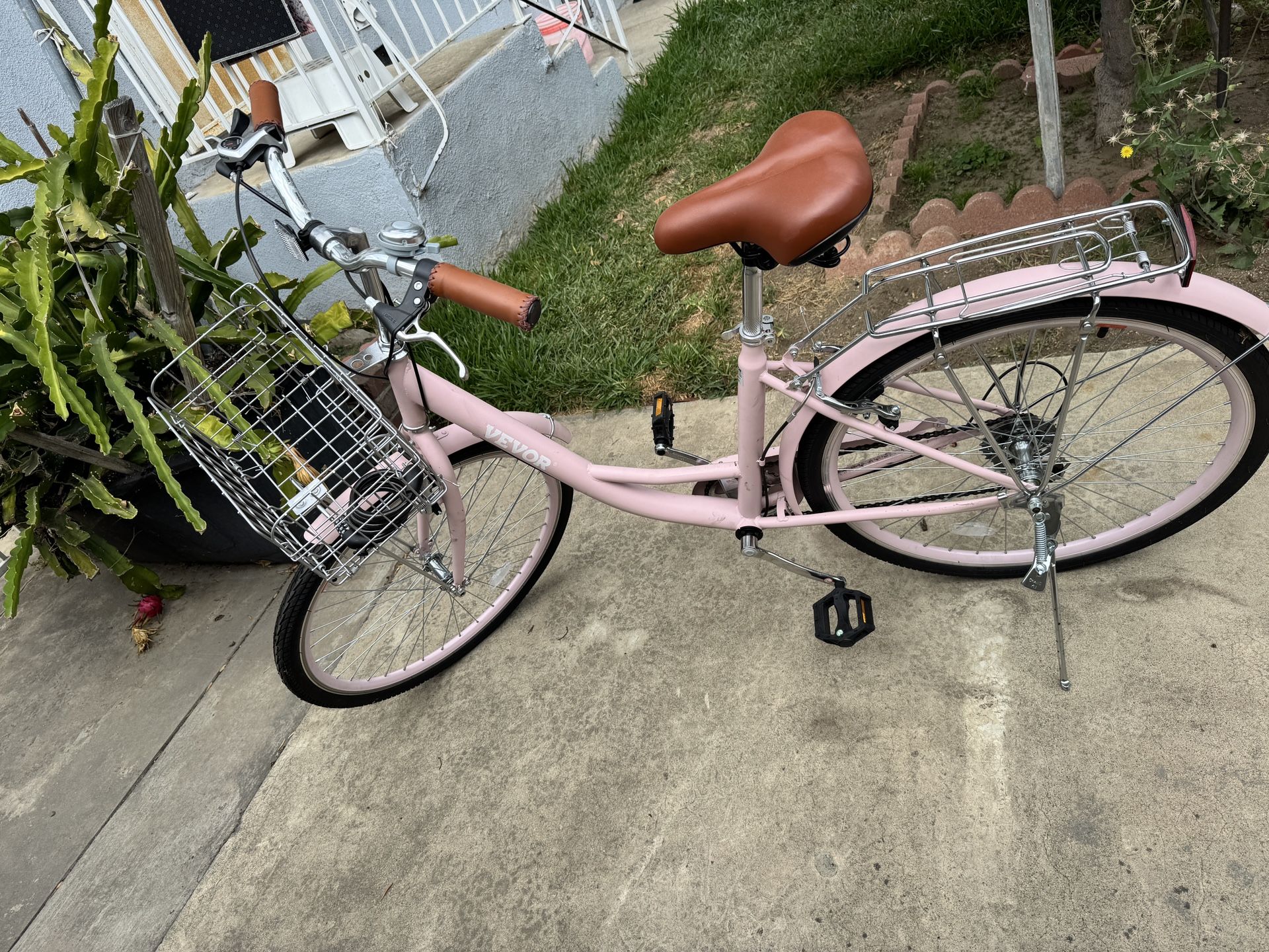Cute Beach Cruiser Bike