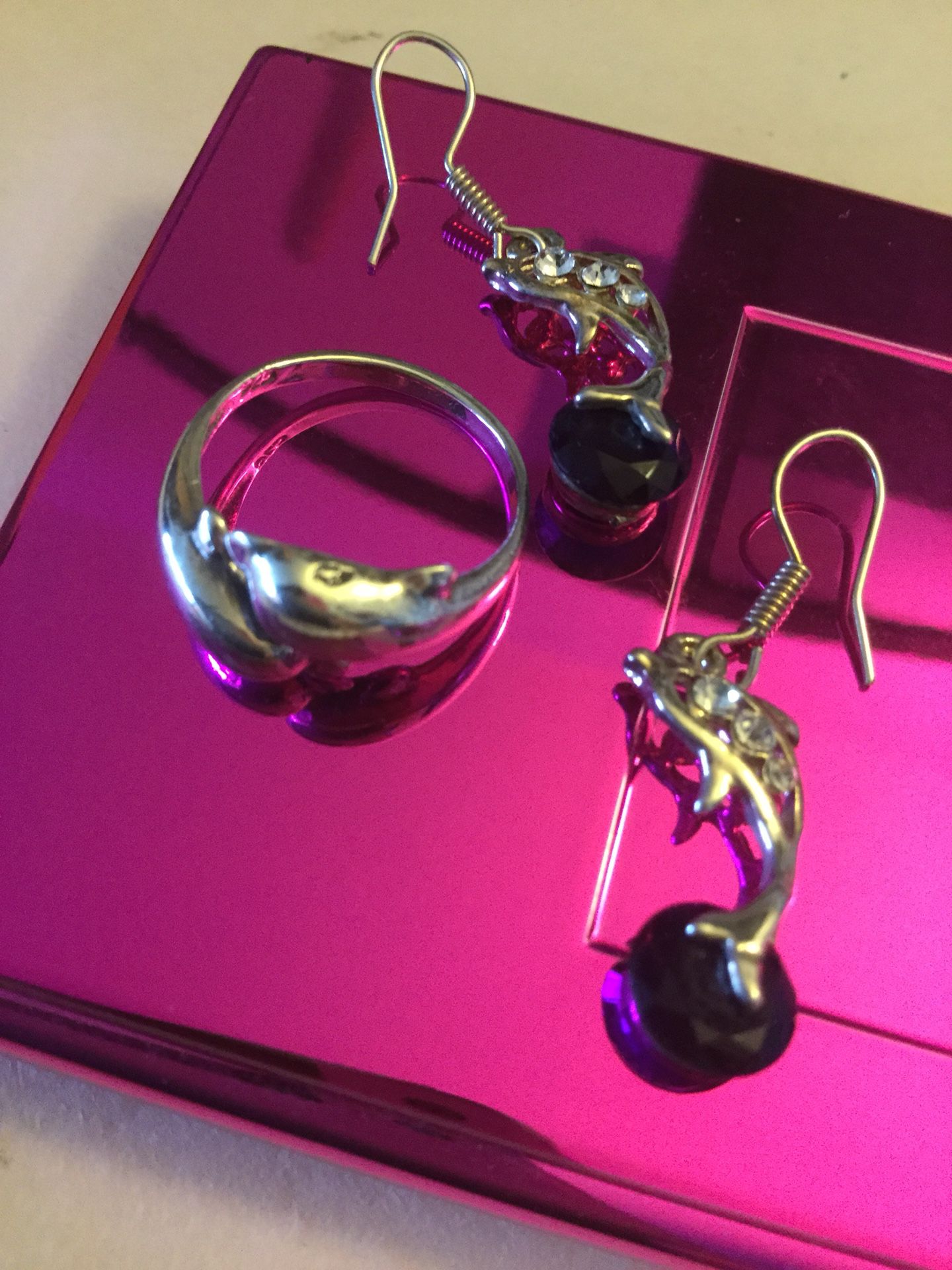 Beautiful Dolphin Ring 🐬 Sterling Silver jewelry Dolphin earrings 🐬 more silver jewelry come visit ! each priced separately $25