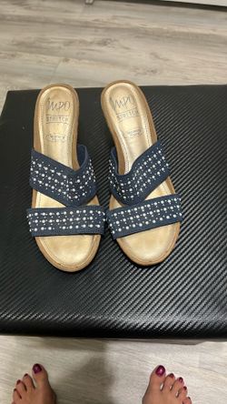Womens Sandals Size 7