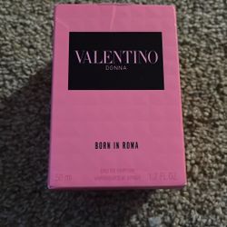 Valentino Perfume