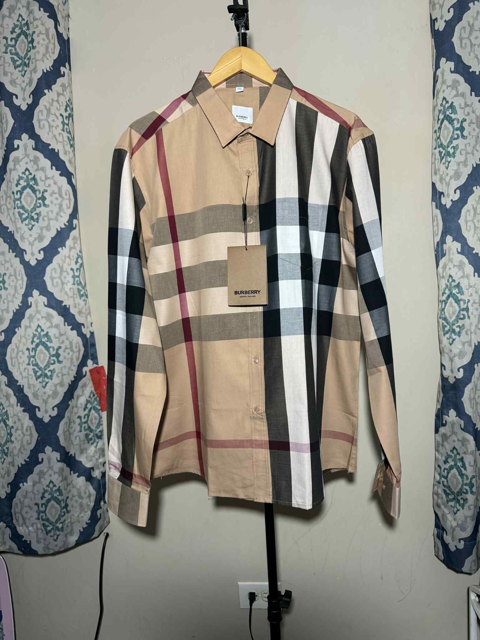 Burberry Man’s shirt
