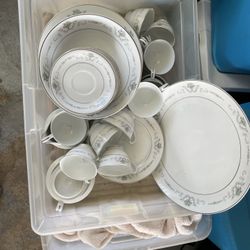 8 Pc Place setting Rose China