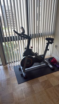 Yosuda Spin Bike and Mat