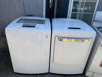 Washer and gas dryer brand LG heavy duty everything works great with a 3 months warranty