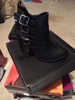 Black Bootie 6.5