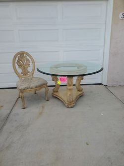 Dining Room Table with 4 Chairs