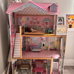 Doll House