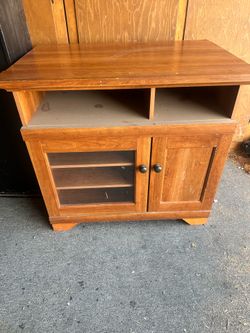Tv console