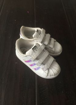 Adidas toddlers 9