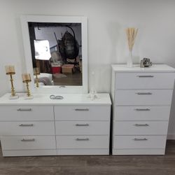 Brand New Dresser with Mirror and Chest - Comoda con Espejo y Gavetero Nuevos a Estrenar … Fast 🚚