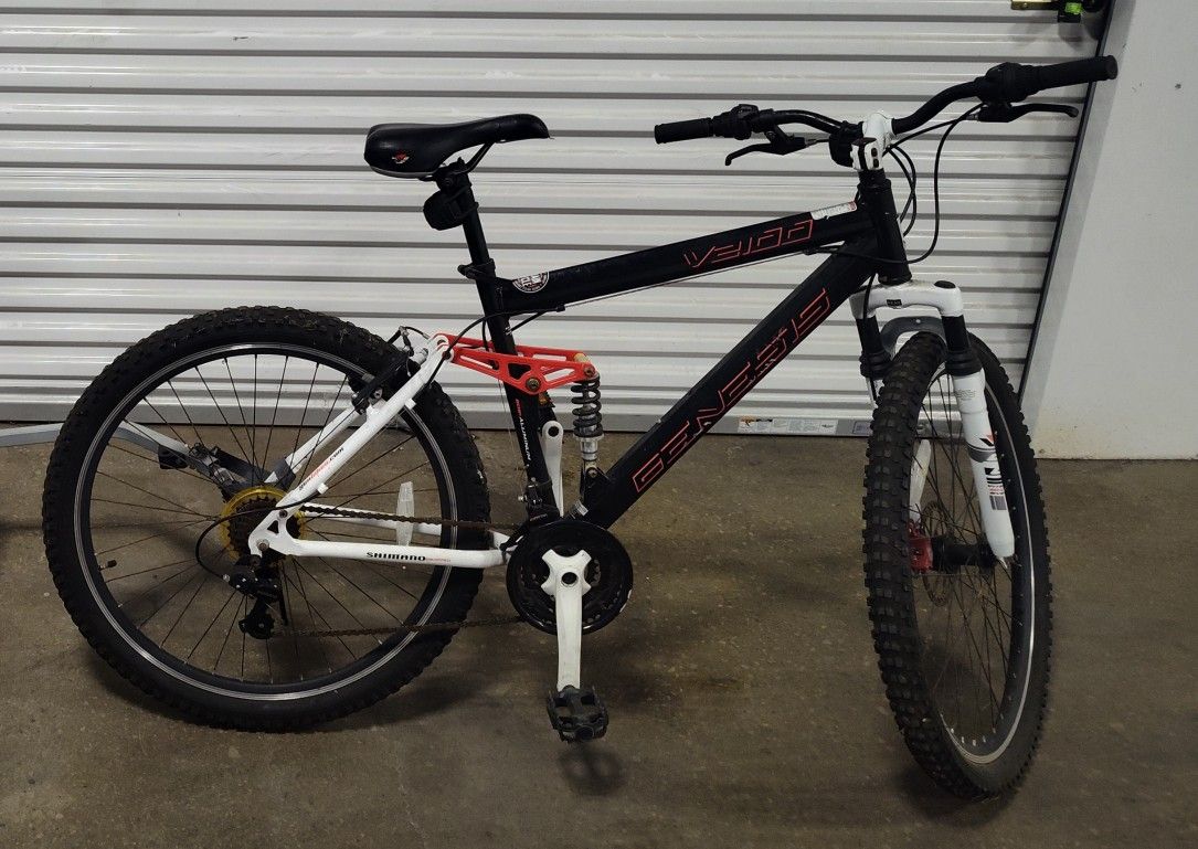 Genesis 19 In. V2100 Men's Dual Suspension Mountain Bike