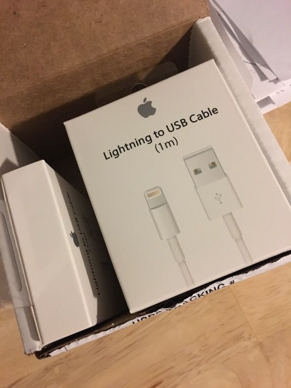 Apple iPhone Lightening Charger Cord New