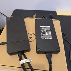 Dell WD19DC Docking Station + 240W Power Adapter - Like New