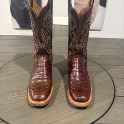 Women’s Lucchese boots 