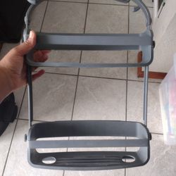  Bathroom Holding Shampoo 