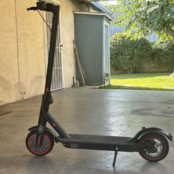 19 Mph, 19 Mile Range Scooter That I Got For 250$ , FREE CHARGER