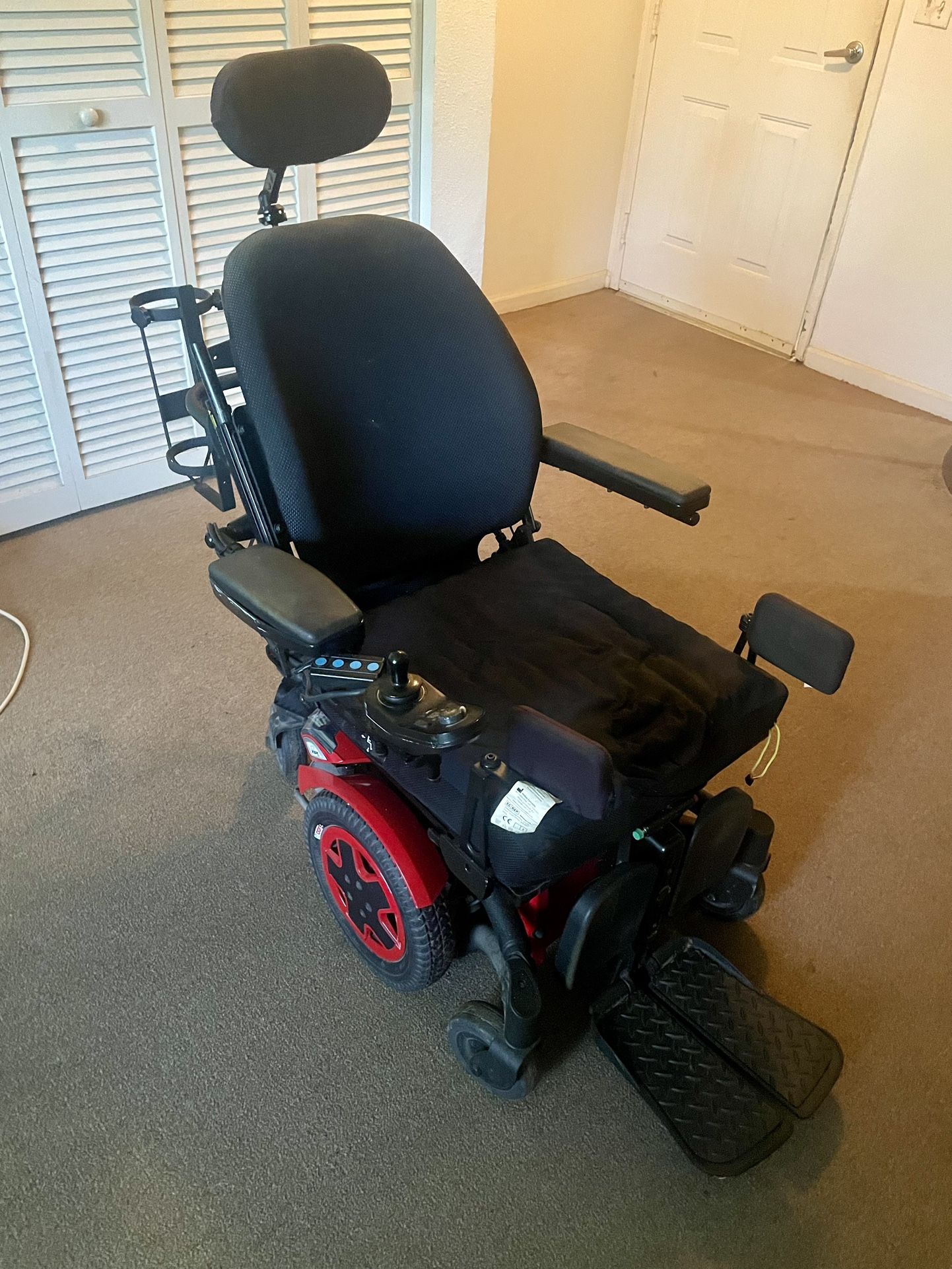 INVACARE TDX SP-2 Power Wheelchair