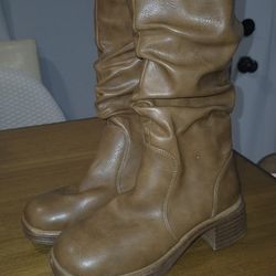 Steve Madden, Brown Skin, Size 2 & Size 6 In Women's.