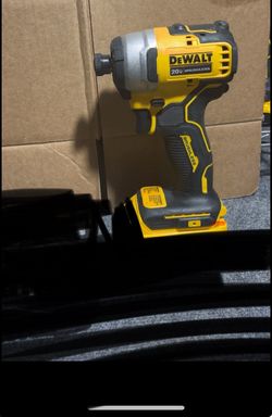 Dewalt 20V brushless TOOL ONLY
