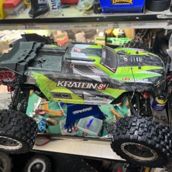 Kraton 8s or TRADE RC Car $400
