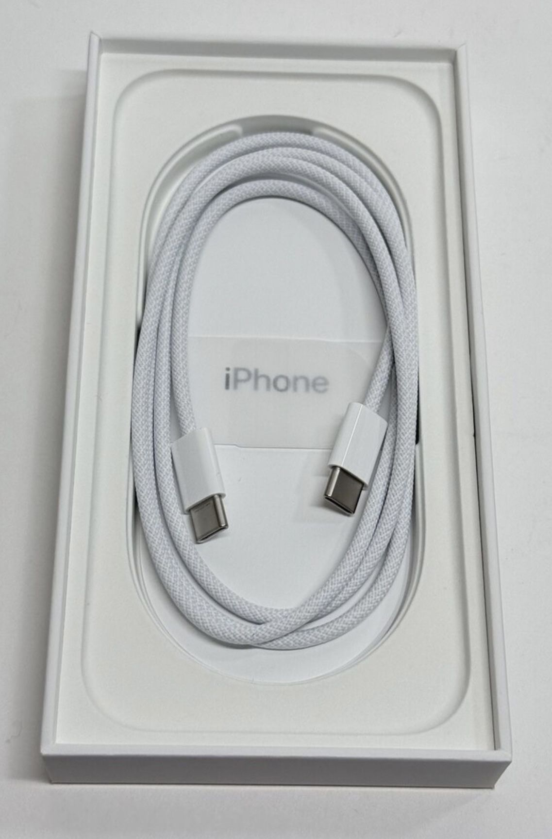 Original Apple iPhone 15 Pro Or iPhone 16 Pro Usb C Cable New