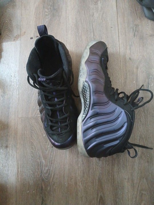 Purple N BLACK FOAMPOSITES SIZE 15
