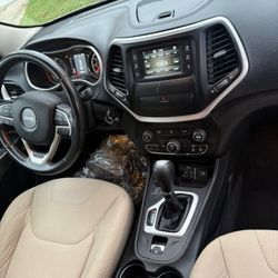 2014 Jeep Cherokee