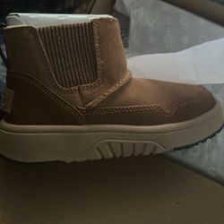 Size 11 Ugg Boots For Boys