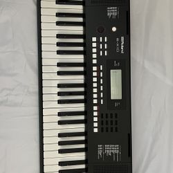 Piano Keyboard 