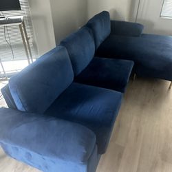 L Shaped Wide  Reversible Sofa & Chaise