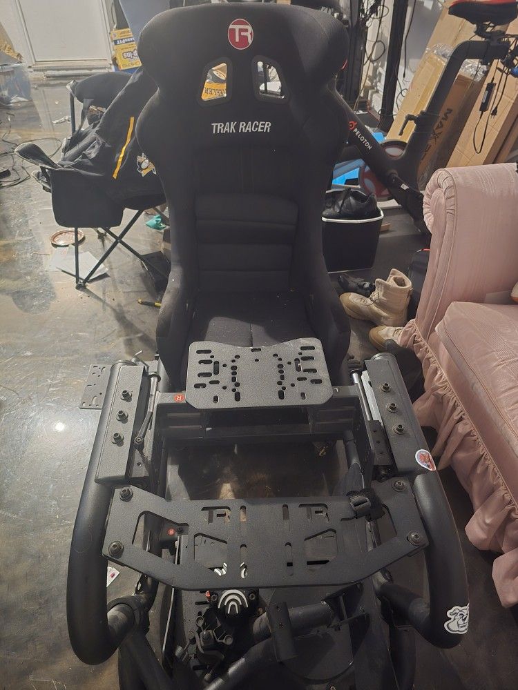 Trak Racer TR8 Pro Racing Simulator