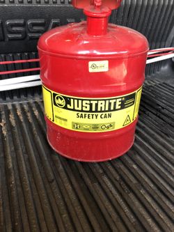 Se vende tanque de gas es de metal es de 5” galones