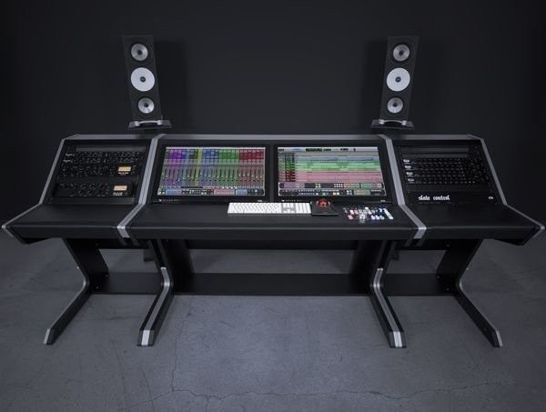 Slate Raven Console FULL SET UP