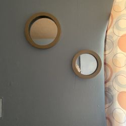 Two Reclining Sofa 4 Mirrors 2lamps 2 End Table One Center Piece Table 