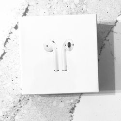 Apple AirPods 2nd Generation Wireless Ear Buds, Bluetooth Headphones
