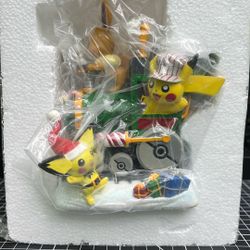 Delibird Holiday Express Pikachu Engine Figure