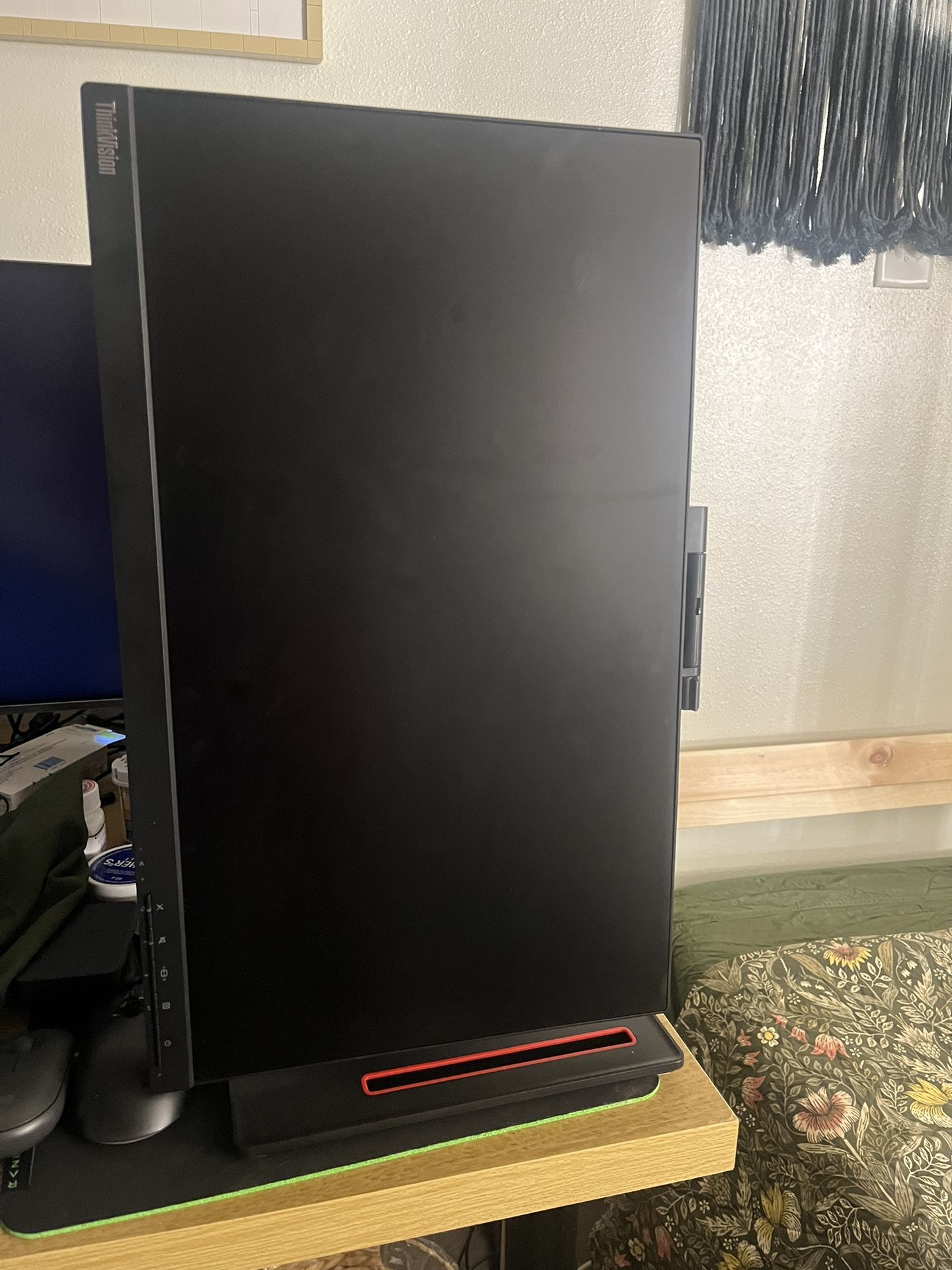 Vertical Lenovo Monitor
