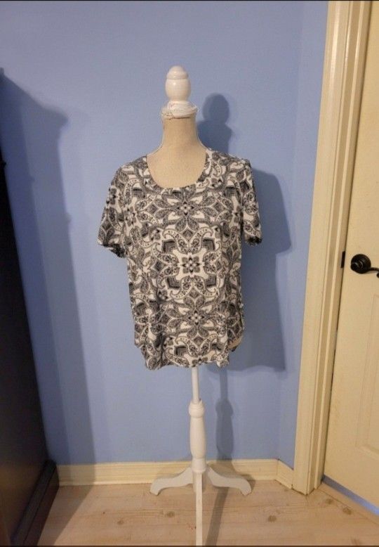 Cato Large Womens Blouse