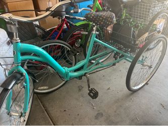 3 wheel bike like new $150