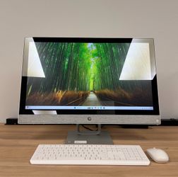 27" HP Pavilion Touchscreen*500GB SSD*16GB RAM*Only $599