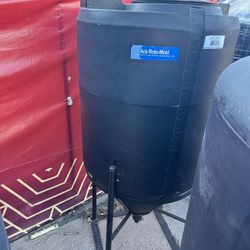 110 Gallon Cone Bottom Tank 