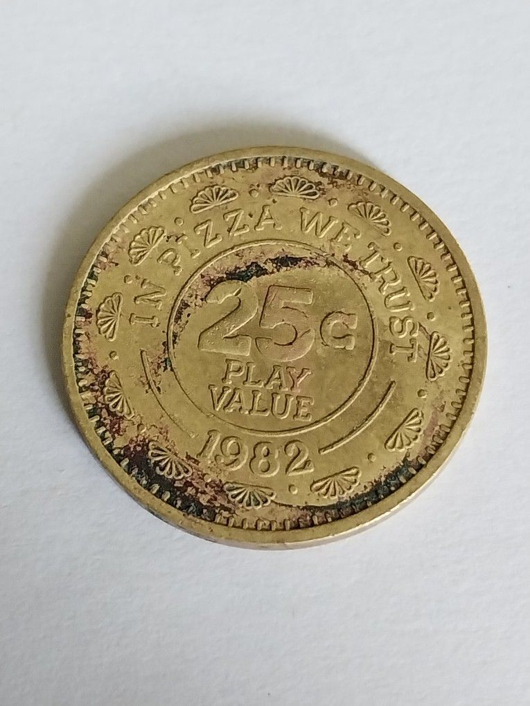 1982 Chuck E. Cheese Playtime Theatre Gaming Token