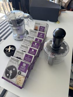 Veggie Bullet 12 Piece Set - Most Accessories Unopened 