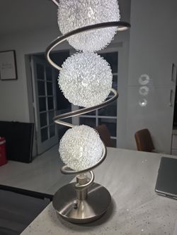 Table lamp
